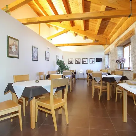 El Lagar De La Navazuela Farm stay