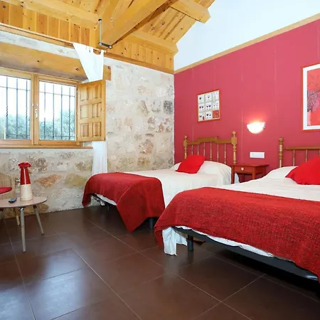 El Lagar De La Navazuela Farm stay La Rasa