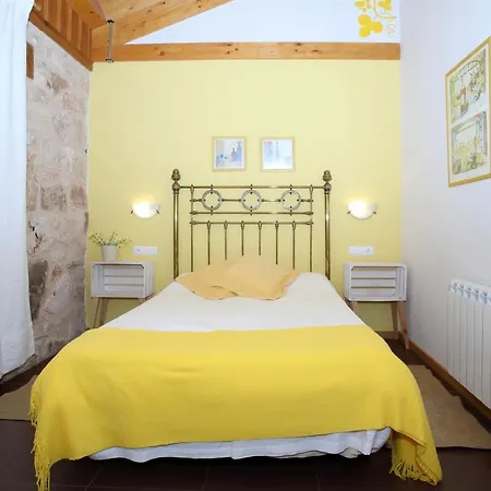 El Lagar De La Navazuela Farm stay La Rasa