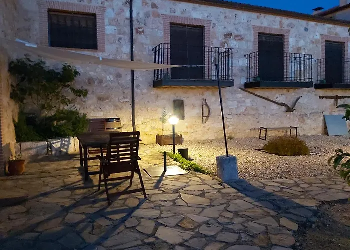 El Lagar De La Navazuela Κατάλυμα σε φάρμα