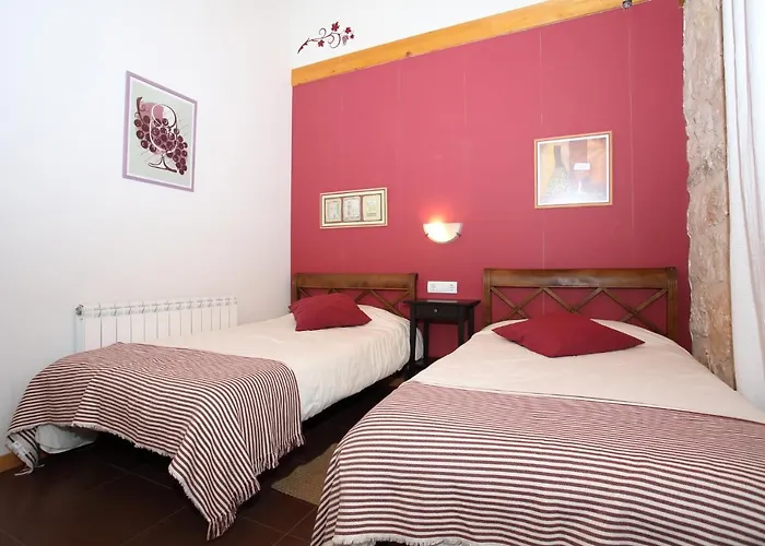 El Lagar De La Navazuela Κατάλυμα σε φάρμα La Rasa