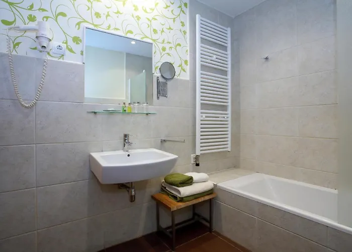 El Lagar De La Navazuela Κατάλυμα σε φάρμα