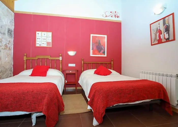 El Lagar De La Navazuela Κατάλυμα σε φάρμα La Rasa