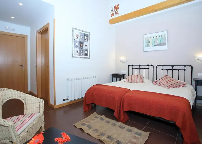 El Lagar De La Navazuela Κατάλυμα σε φάρμα *