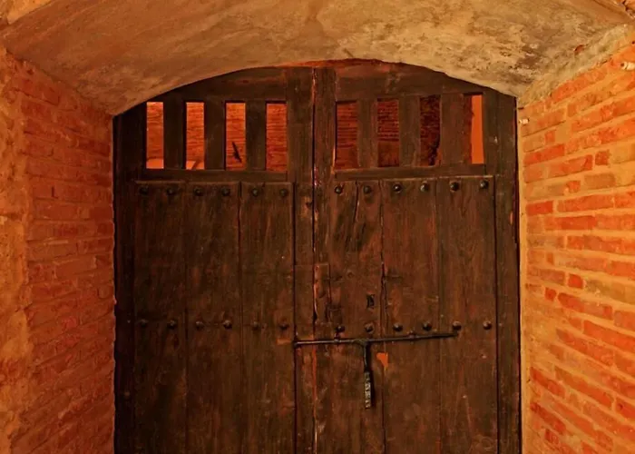 El Lagar De La Navazuela * La Rasa