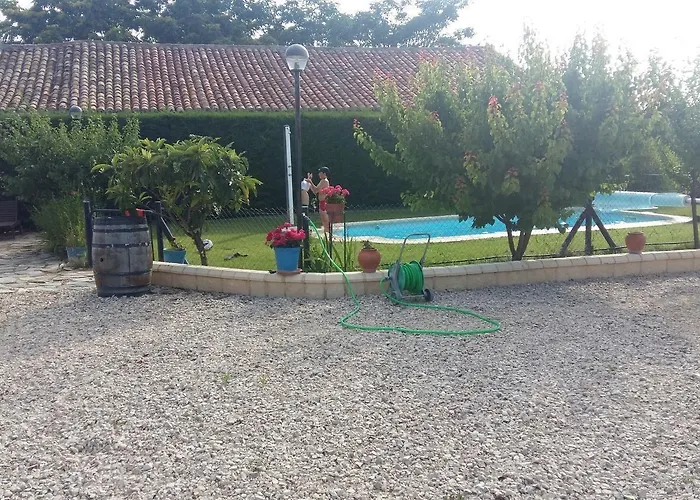 El Lagar De La Navazuela Κατάλυμα σε φάρμα *